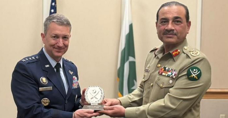 যুক্তরাষ্ট্রে ফের পাকিস্তানি সেনাপ্রধান, শীর্ষ রাজনৈতিক ও সামরিক নেতাদের সাথে সাক্ষাৎ